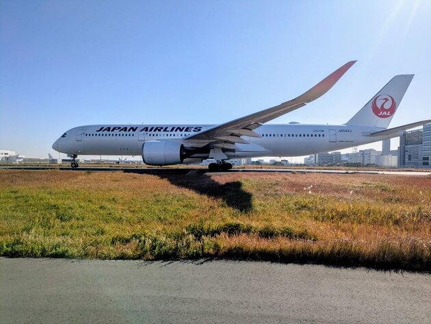 ＜特別企画＞ 羽田空港制限区域内見学バスツアー＆ホテルブッフェランチ　日帰り