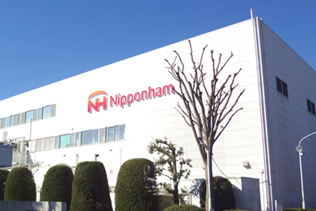 【第二弾】　通常未公開！　<br/>日本ハム工場見学ツアー「金のハンバーグ」製造ラインを見学とセブンプレミアム商品を試食！ <br/>～お土産つき～　
