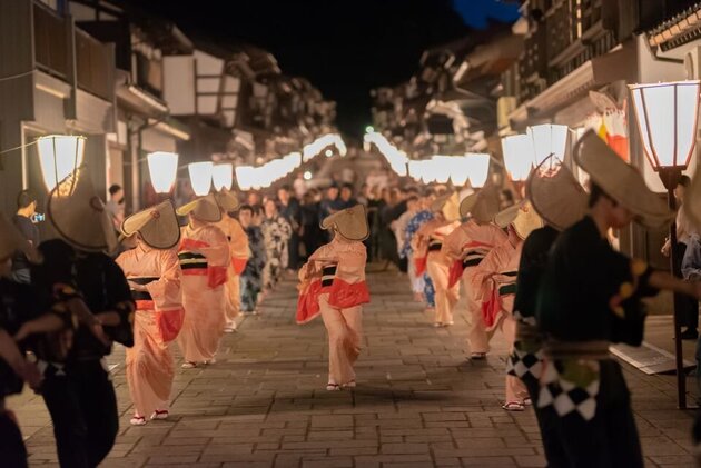 日本の伝統と美に触れる富山旅２日間