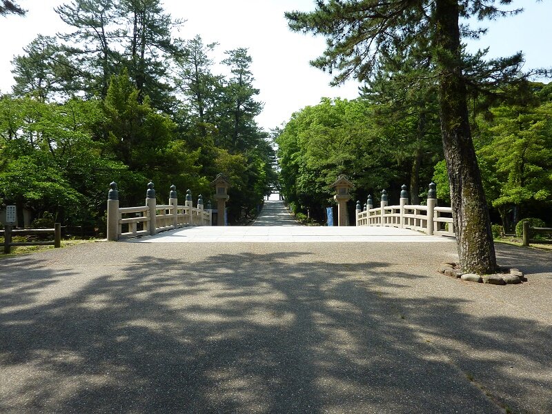 r060.出雲大社　下り参道3907@IZM202106_017.jpg