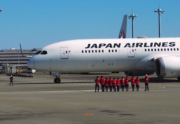 ≪特別企画≫ 羽田空港制限区域内見学バスツアー&ホテルランチ