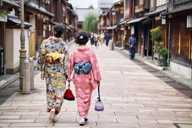 期間限定!! 海の宝石箱「香箱蟹」と <br />「金沢芸妓の舞」特別公演鑑賞 冬の金沢 2日間