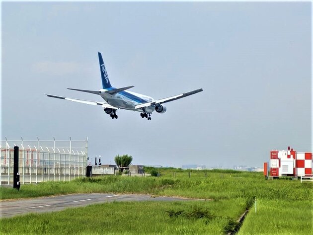 ≪特別企画≫ 羽田空港制限区域内見学バスツアー&ホテルランチ